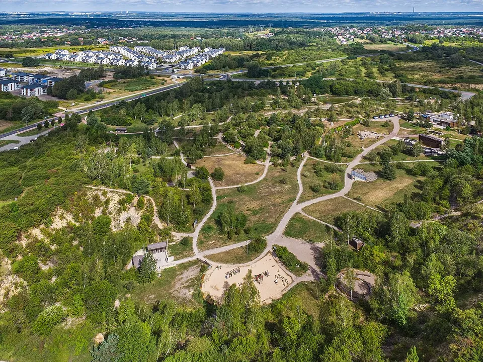 Widok z góry na GEOsferę w Jaworznie